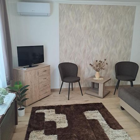 Katarina Apartman Hajdúszoboszló Exteriör bild